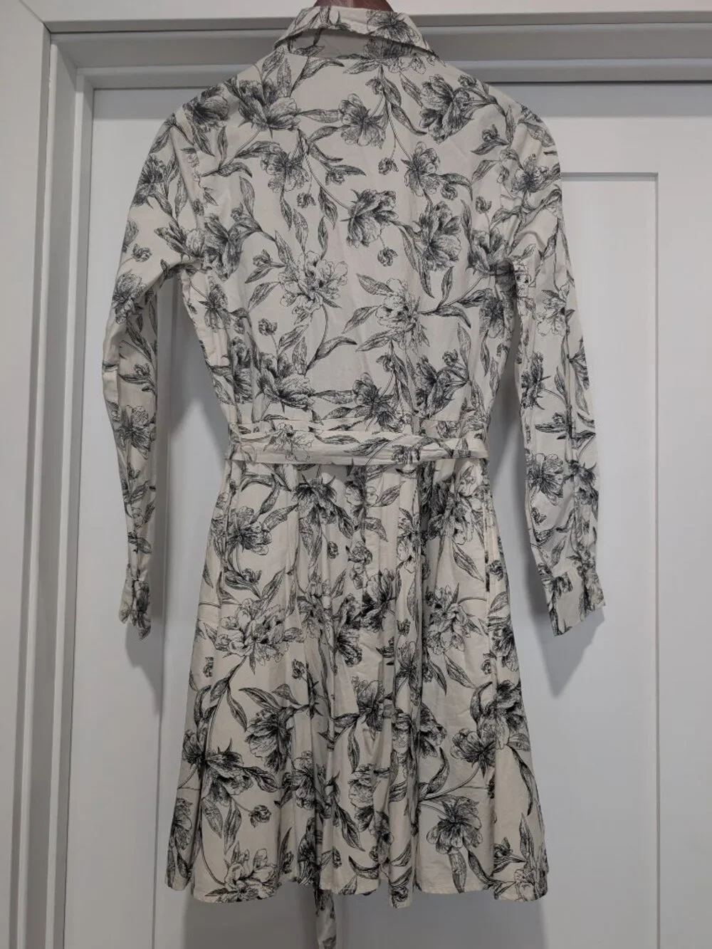1 piece off-white floral print dress by a new day NWT size xs - Picture 4 of 5